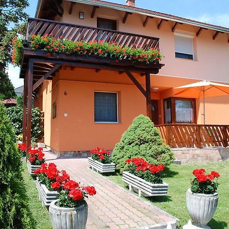 Antal Apartmanok Zalakaros Oda fotoğraf